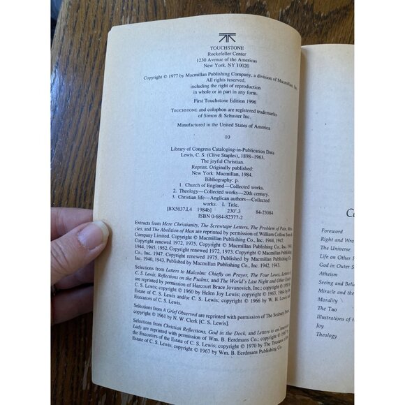 C.S. Lewis "The Joyful Christian" 1984 Vintage Paperback Book - Picture 3 of 4